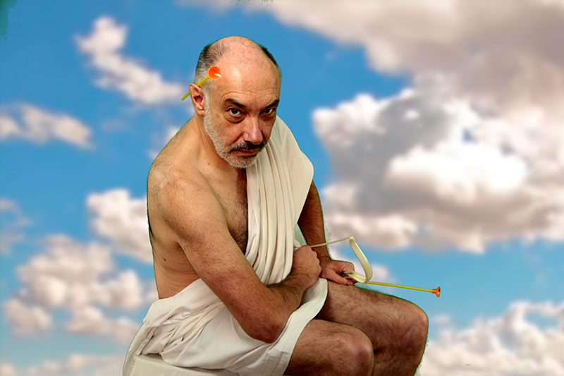 Cupido te echa el ojo