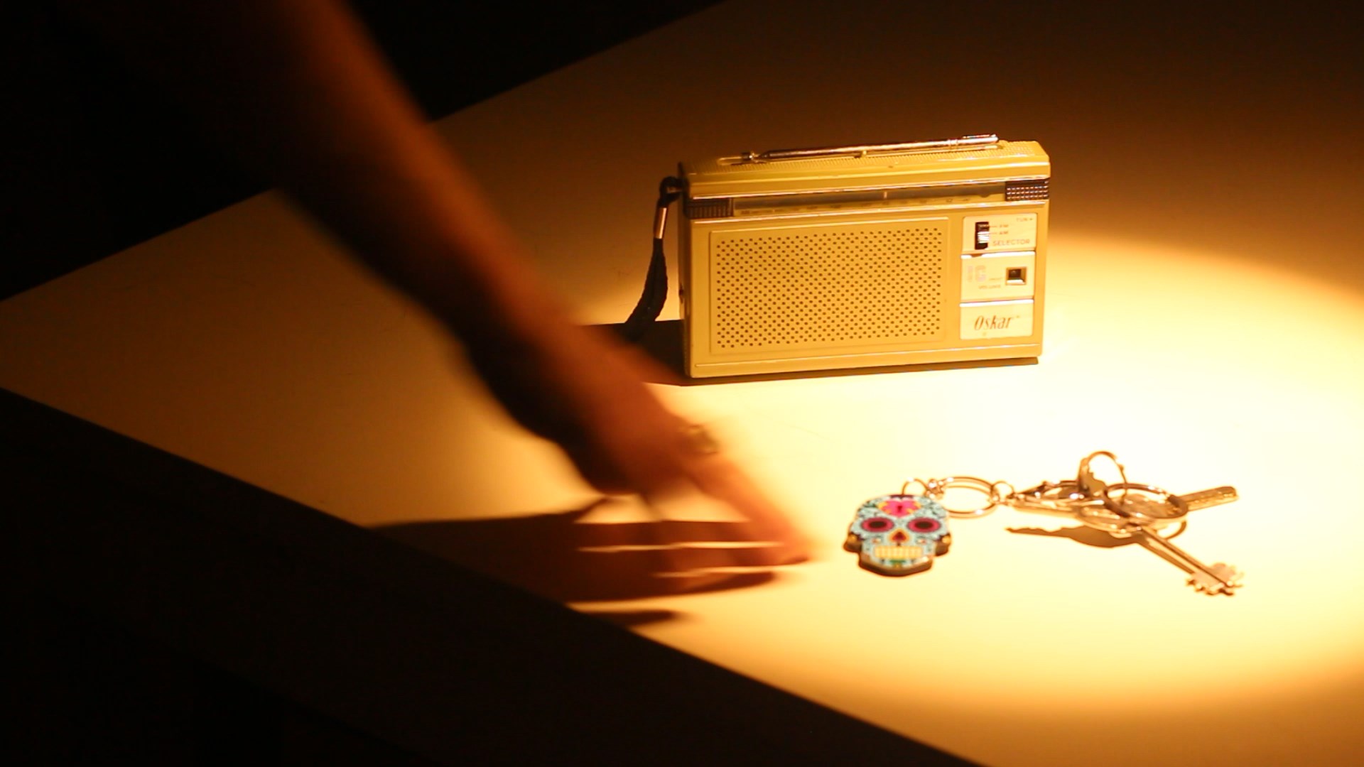 Llavero sobre la mesa